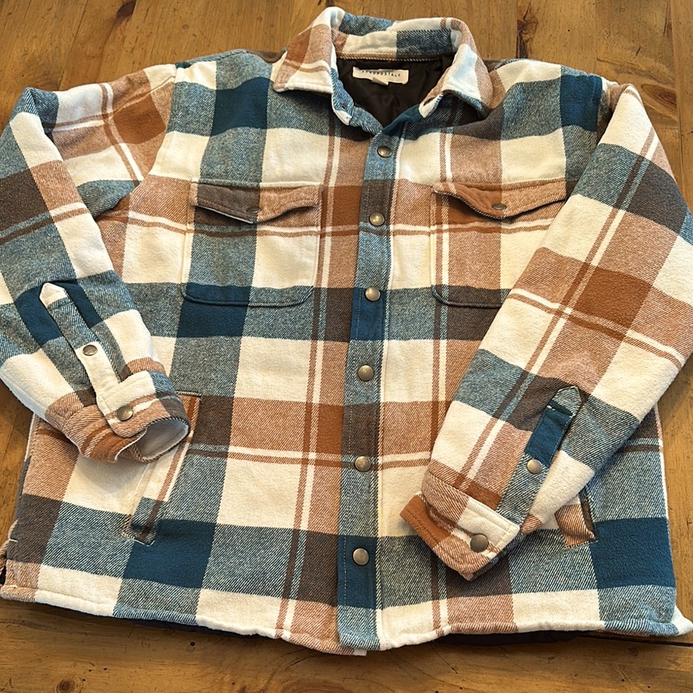 AEROPOSTALE MEN’S LINED FLANNEL
SIZE MEDIUM